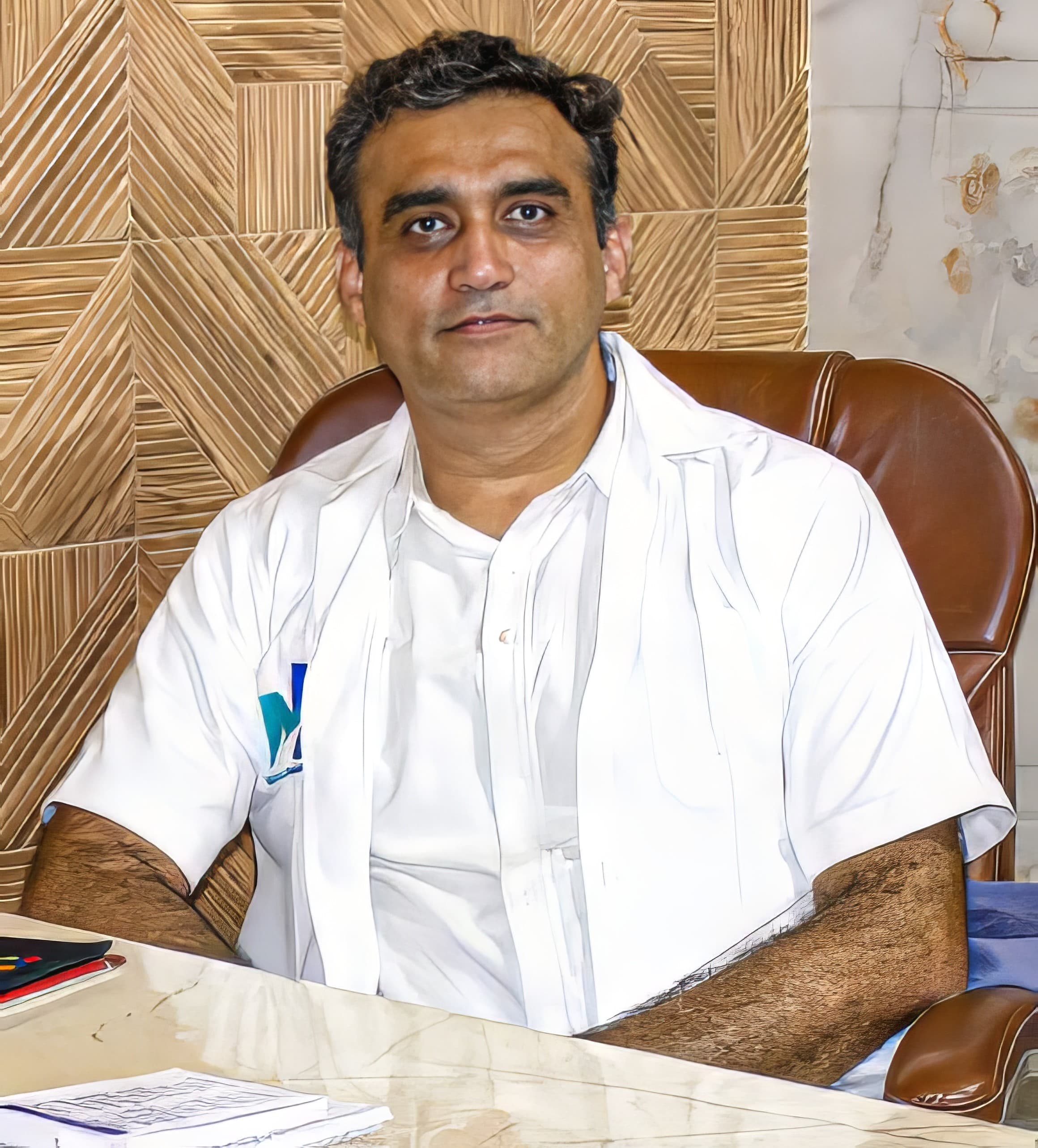orthopedic surgeon-joint replacement surgeon-anshuman madaan